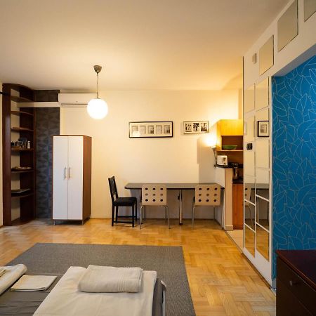 Super Cute Studio With Terrace Next To Gozsdu Passage Budapest Exterior photo
